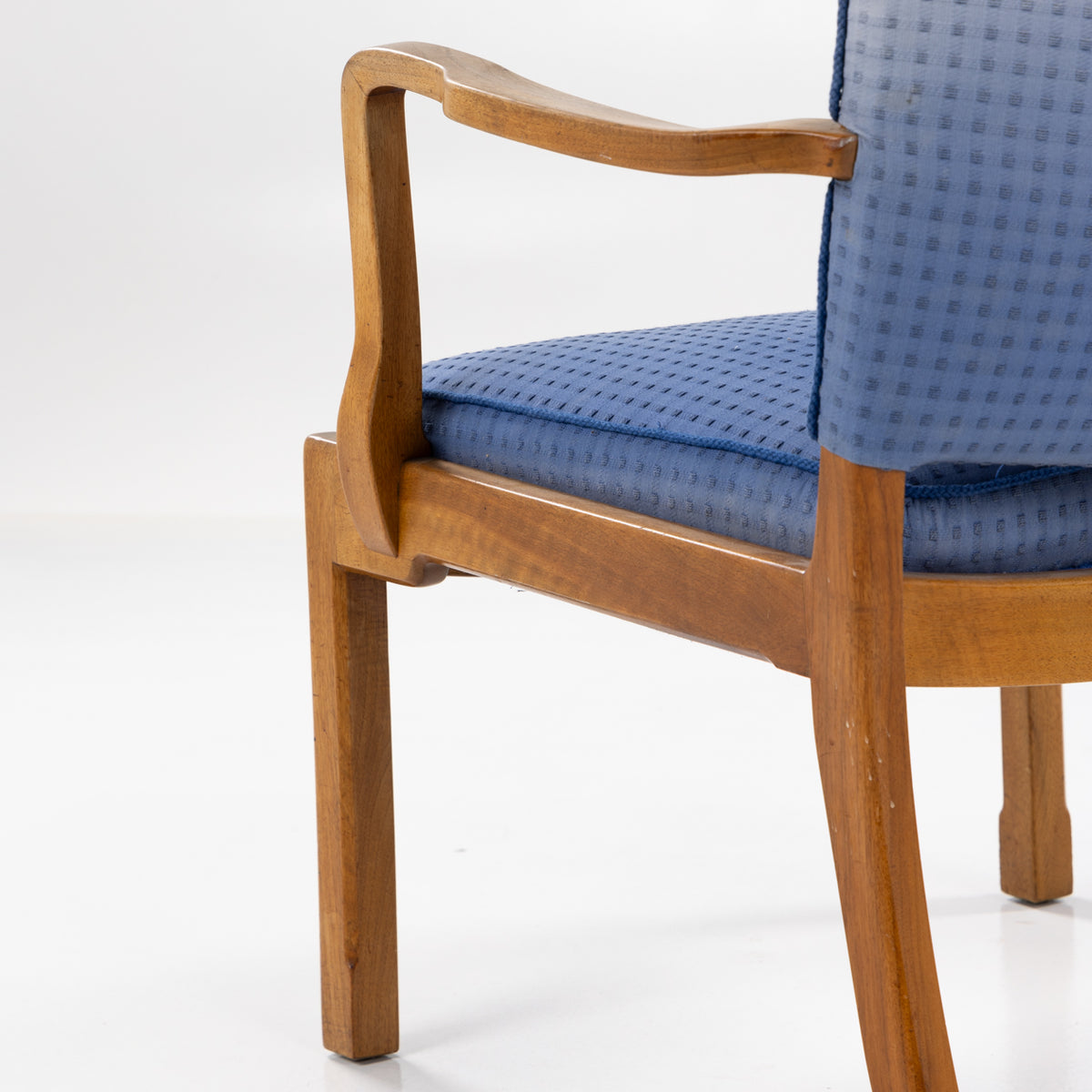 Easy chair in walnut