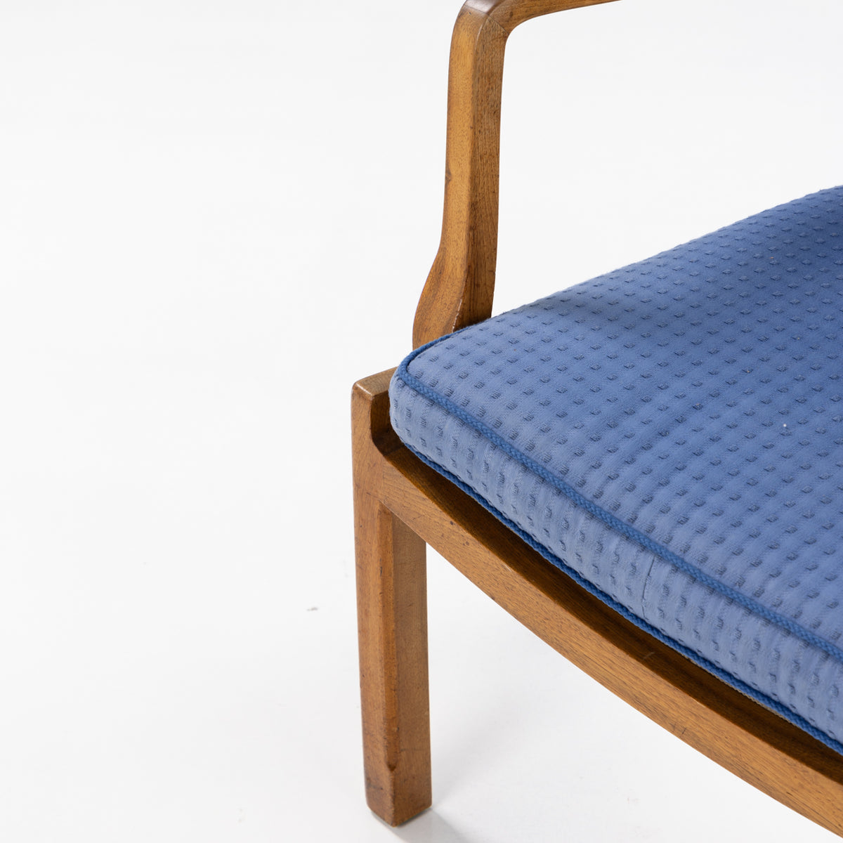 Easy chair in walnut