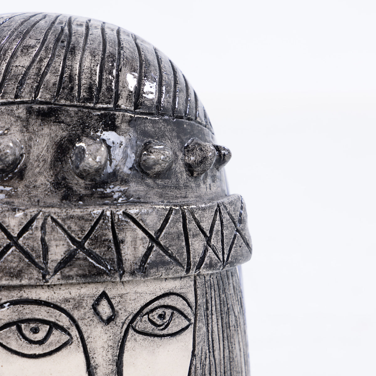 Sculpture in stoneware