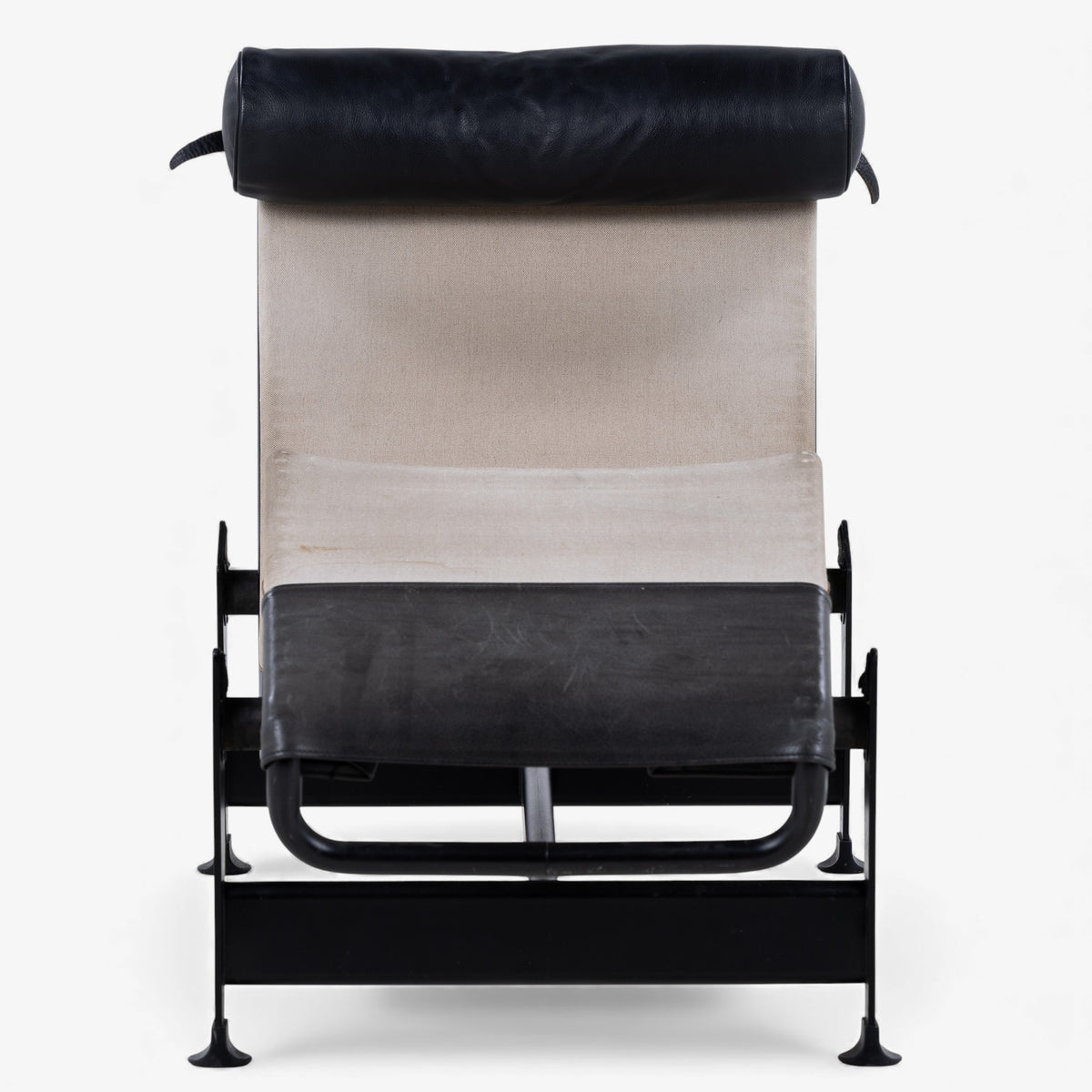 LC 4 - Chaise longue in natural canvas