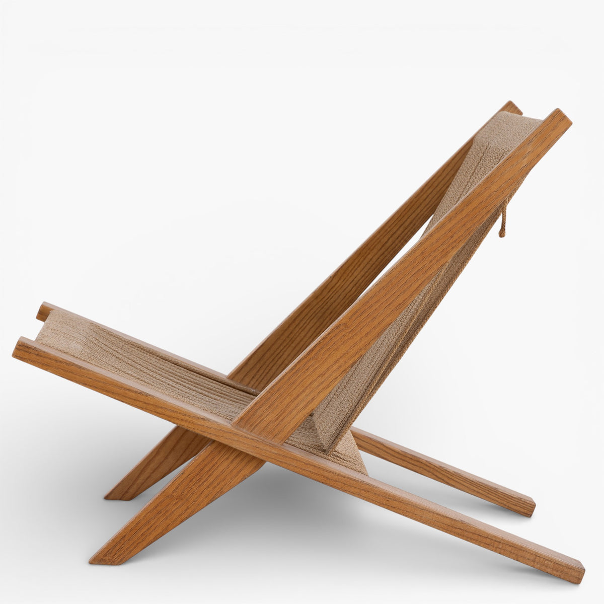 JH 106 - Easy chair in ash