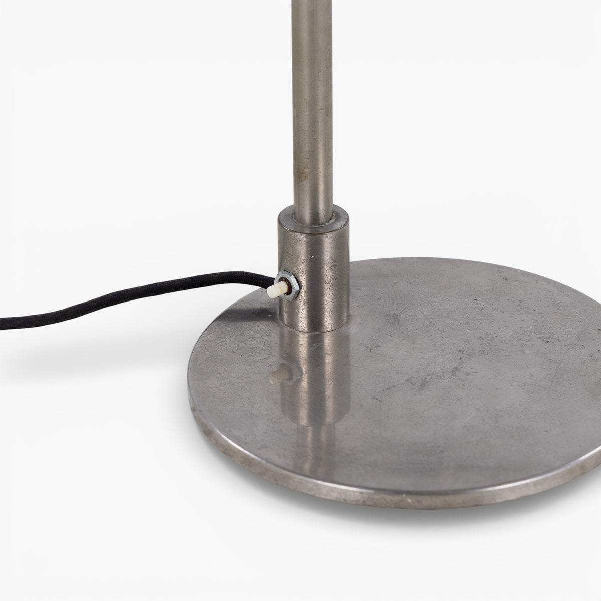 Rare table lamp in nickel-plated metal