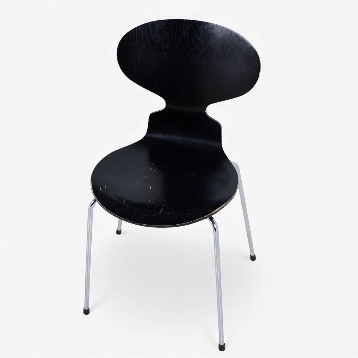 AJ 3100 - Set of 6 black stained Ant Chairs