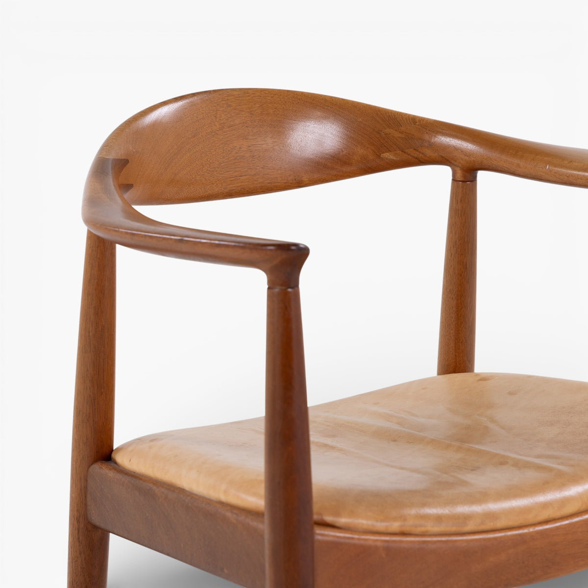 JH 503 - 'The Chair' in mahogany