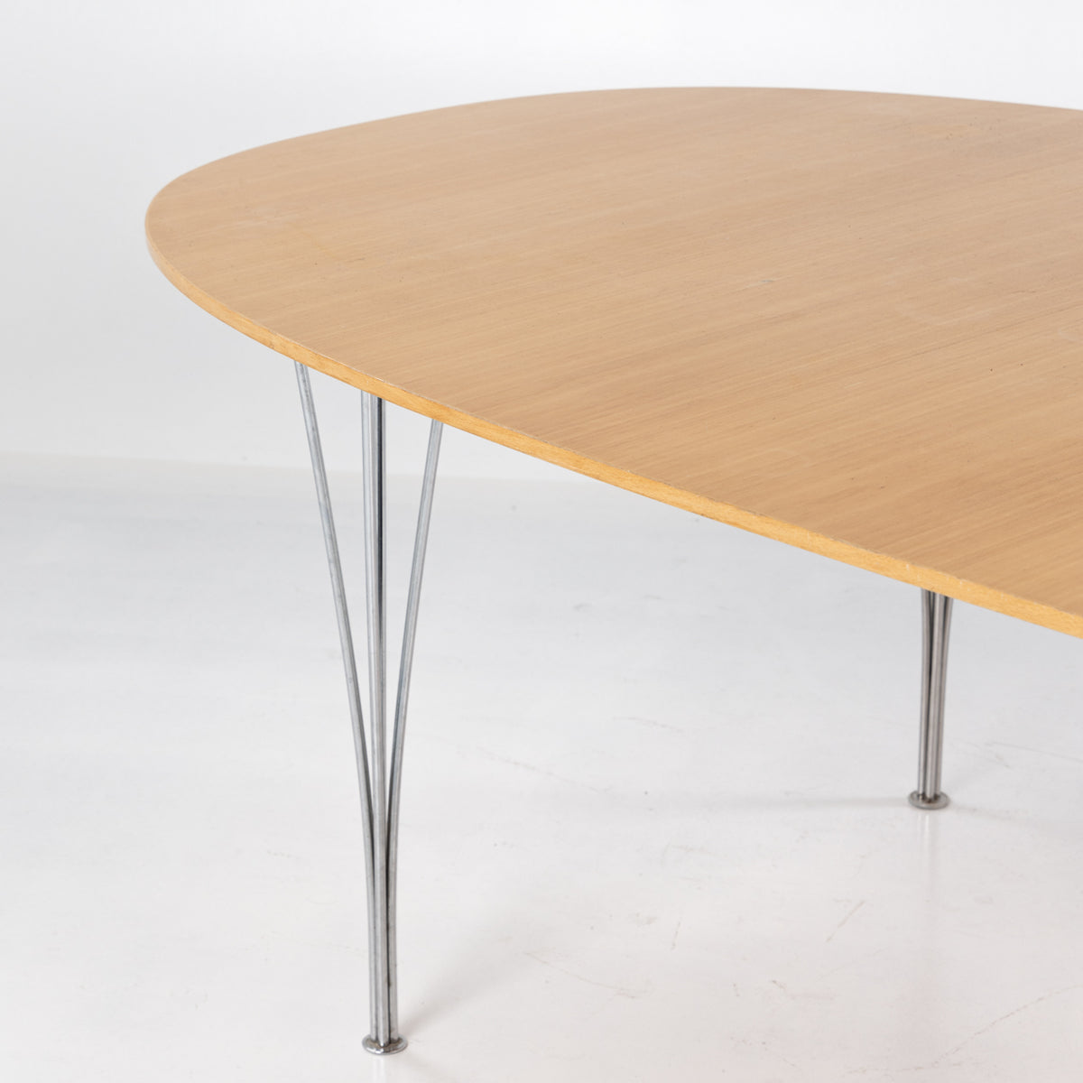 Superellipse dining table in beech