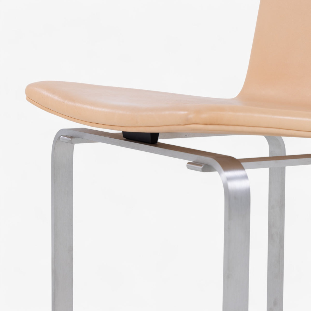 JH 3 - Set of 4 dining chairs in natural leather