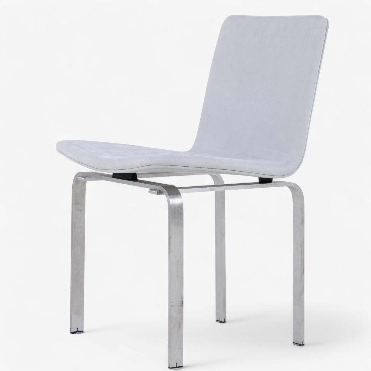 JH 3 - Set of 4 dining chairs in 'Royal Nubuck' leather