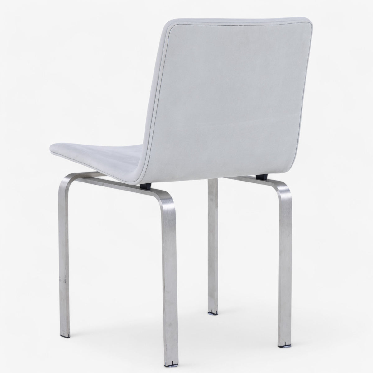 JH 3 - Set of 4 dining chairs in 'Royal Nubuck' leather