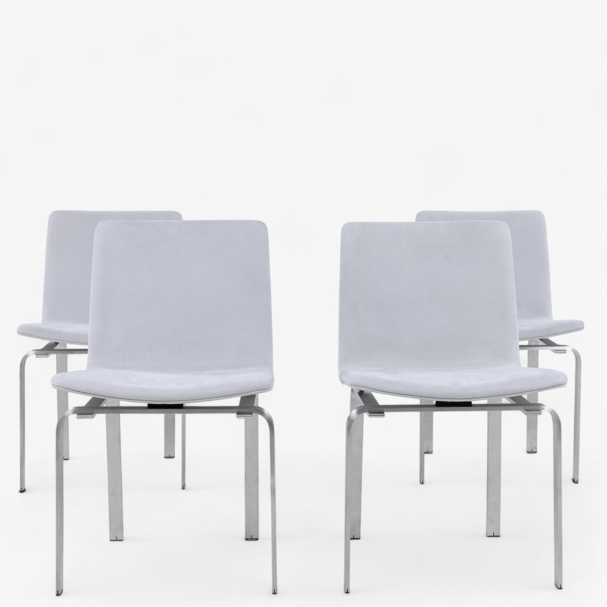 JH 3 - Set of 4 dining chairs in 'Royal Nubuck' leather