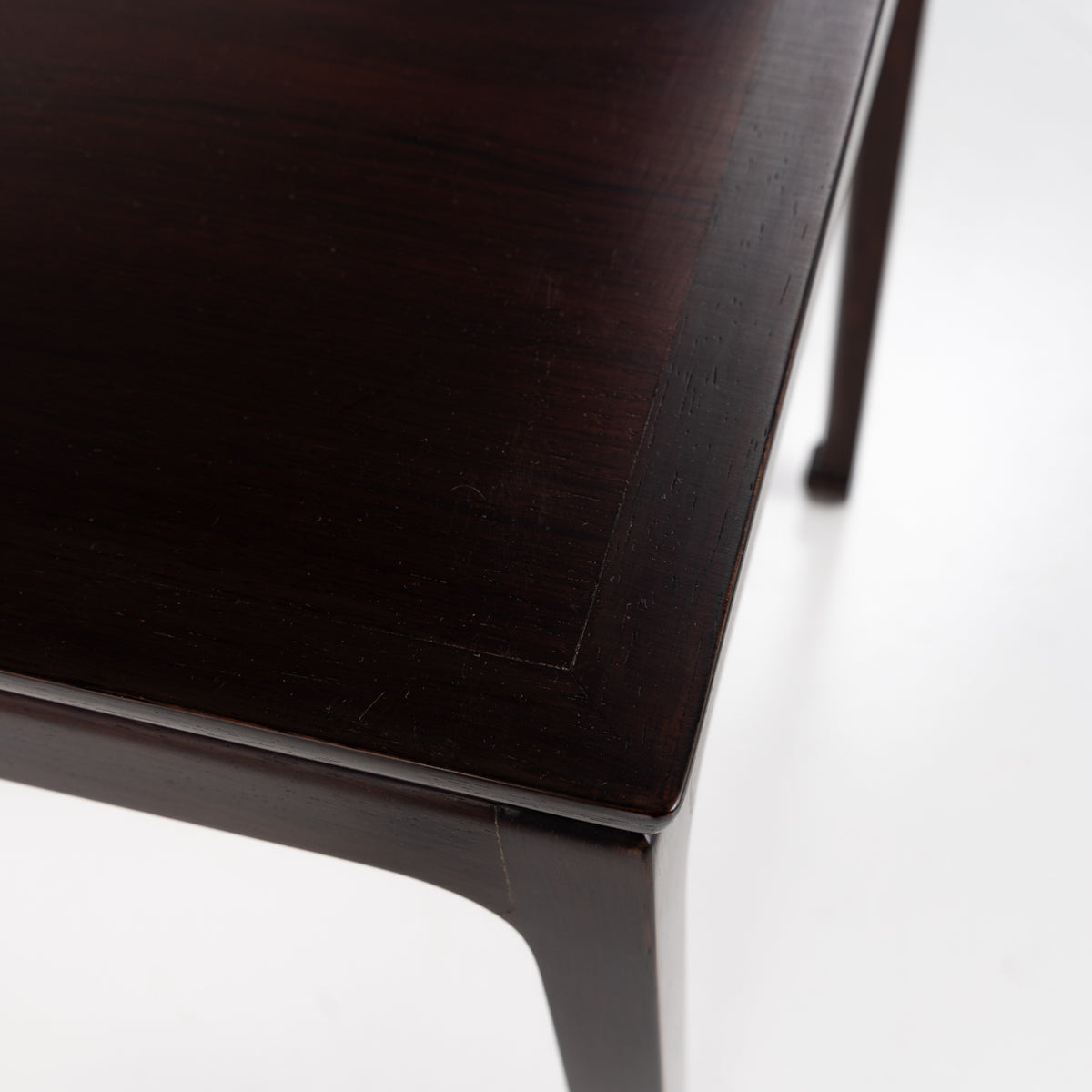 Coffee table in rosewood