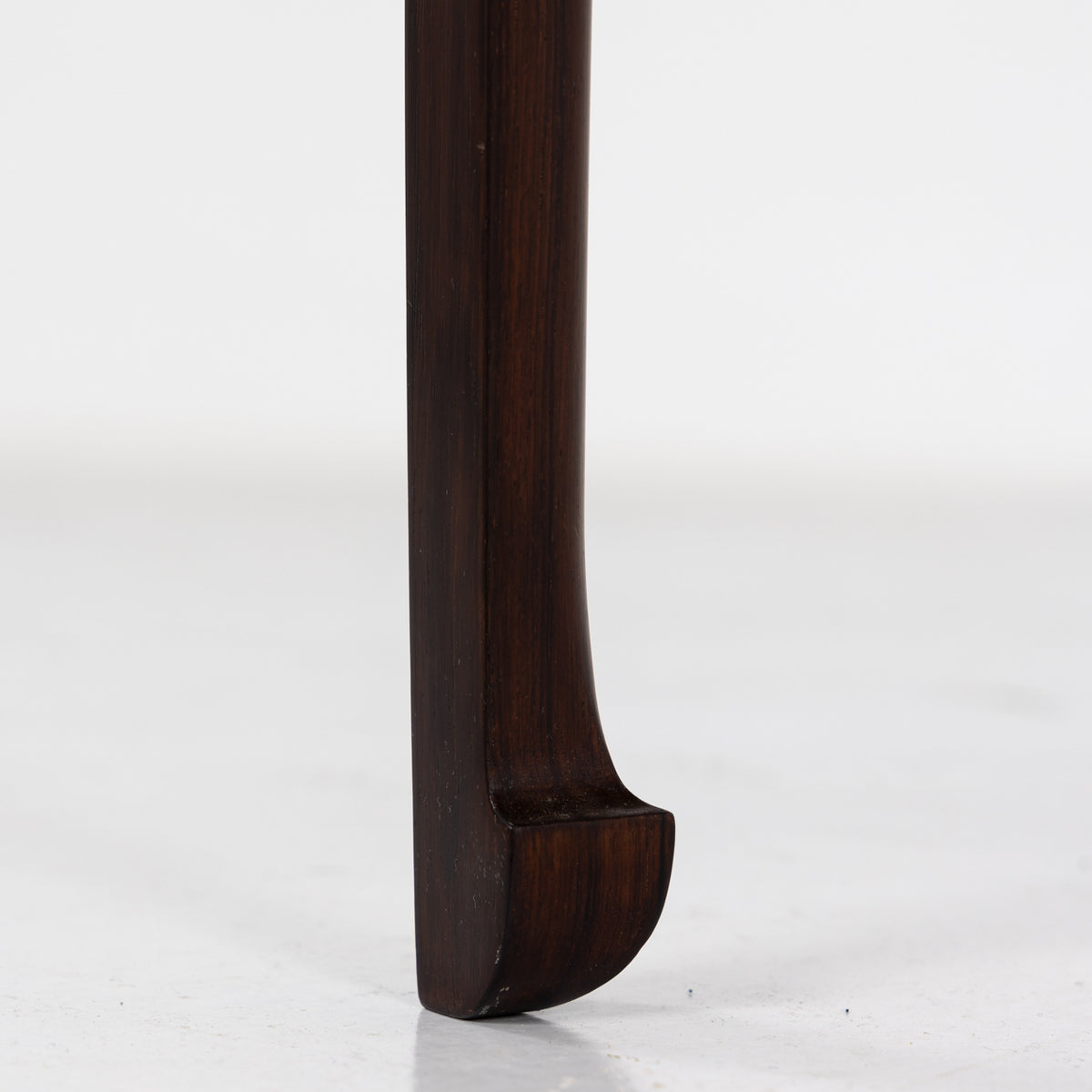 Coffee table in rosewood