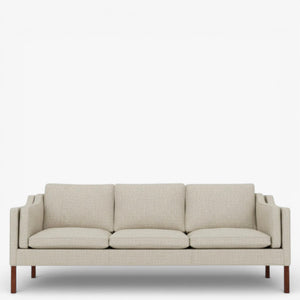 BM 2213 - Ompolstret 3 pers. sofa (stofgruppe 2)