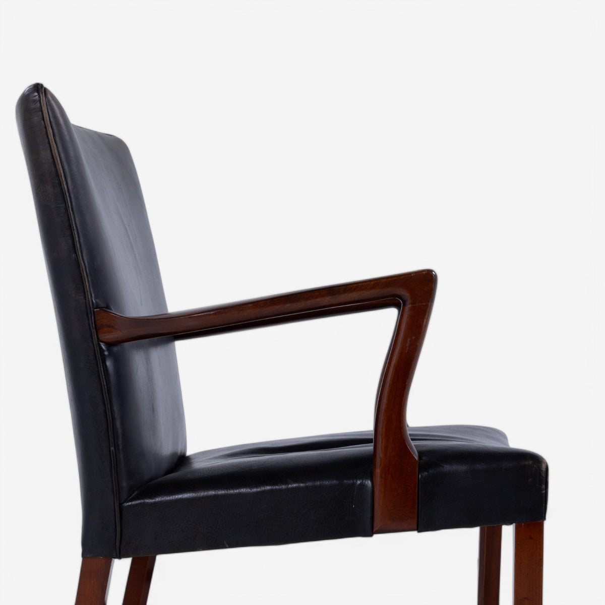 Armchair in mahogany