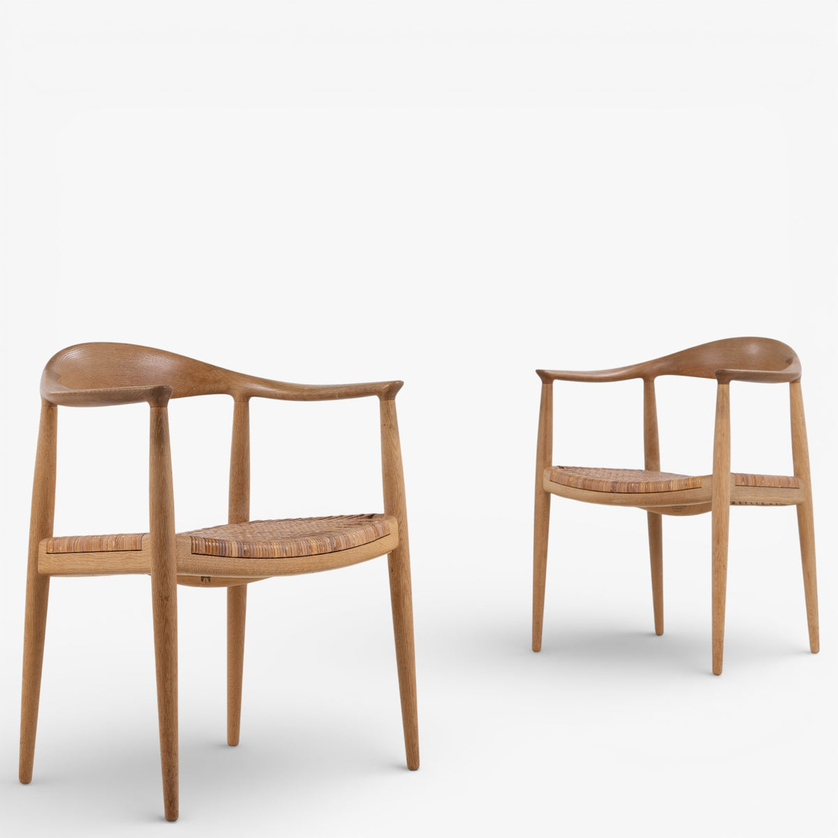 JH 501 - 'The Chair' i eg