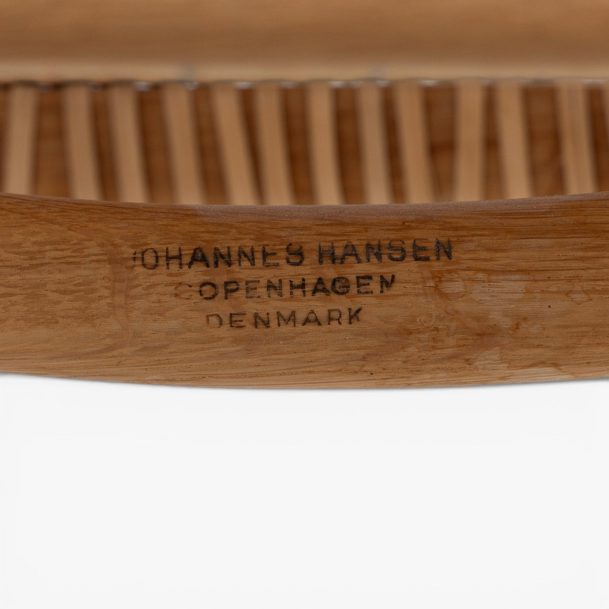 JH 501 - 'The Chair' i eg