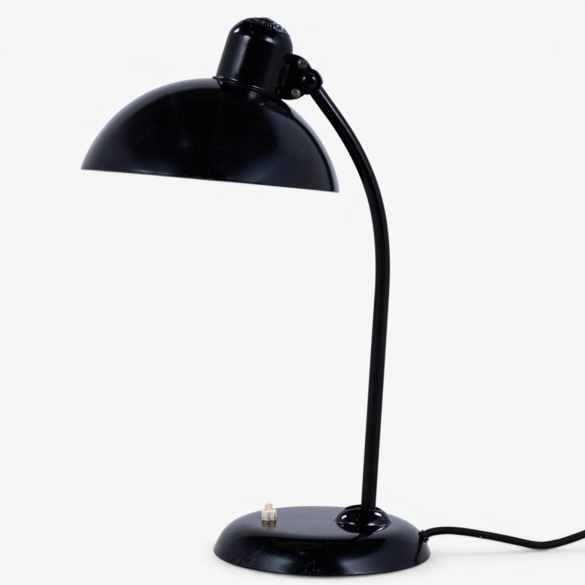 Table lamp in black metal