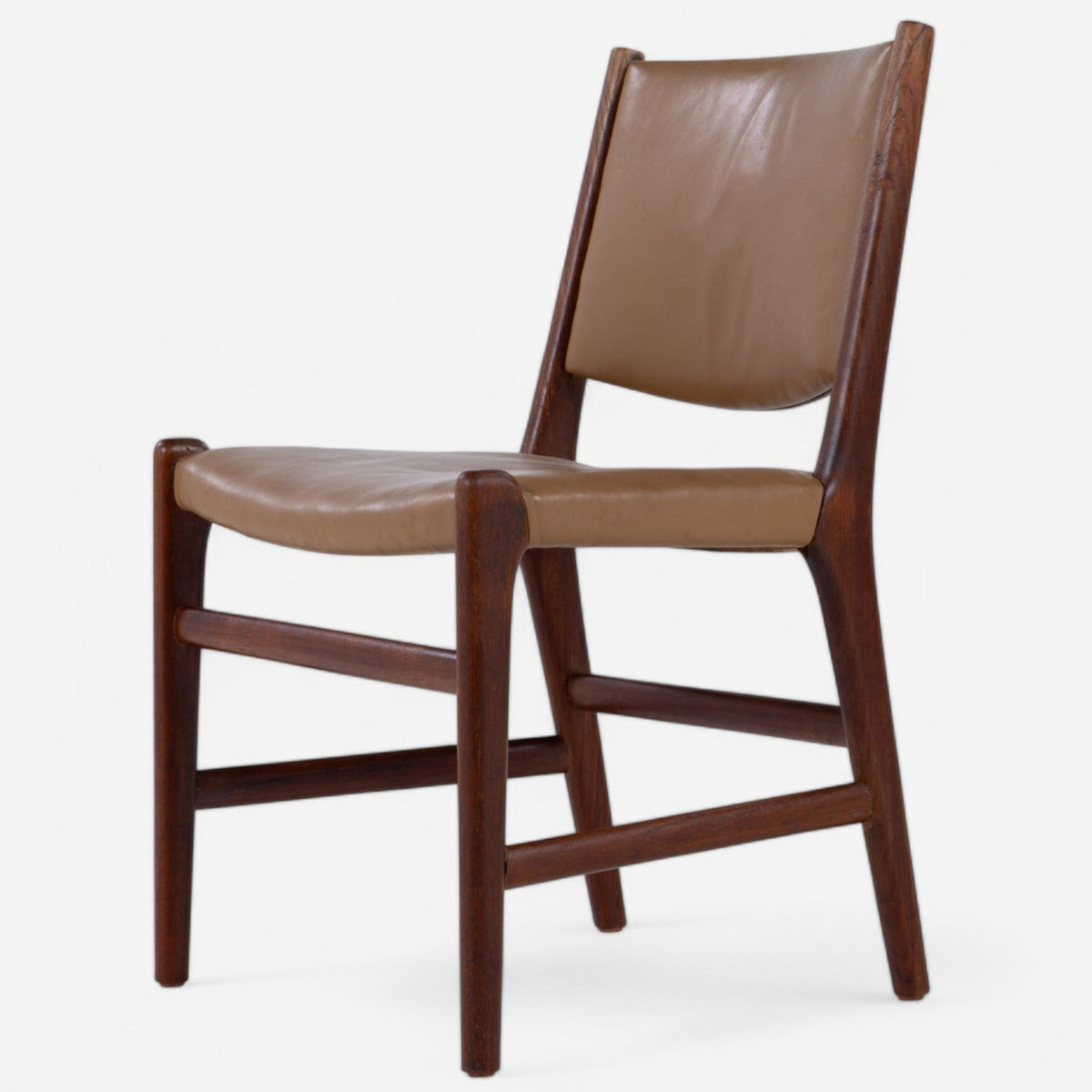 Dining chair in teak