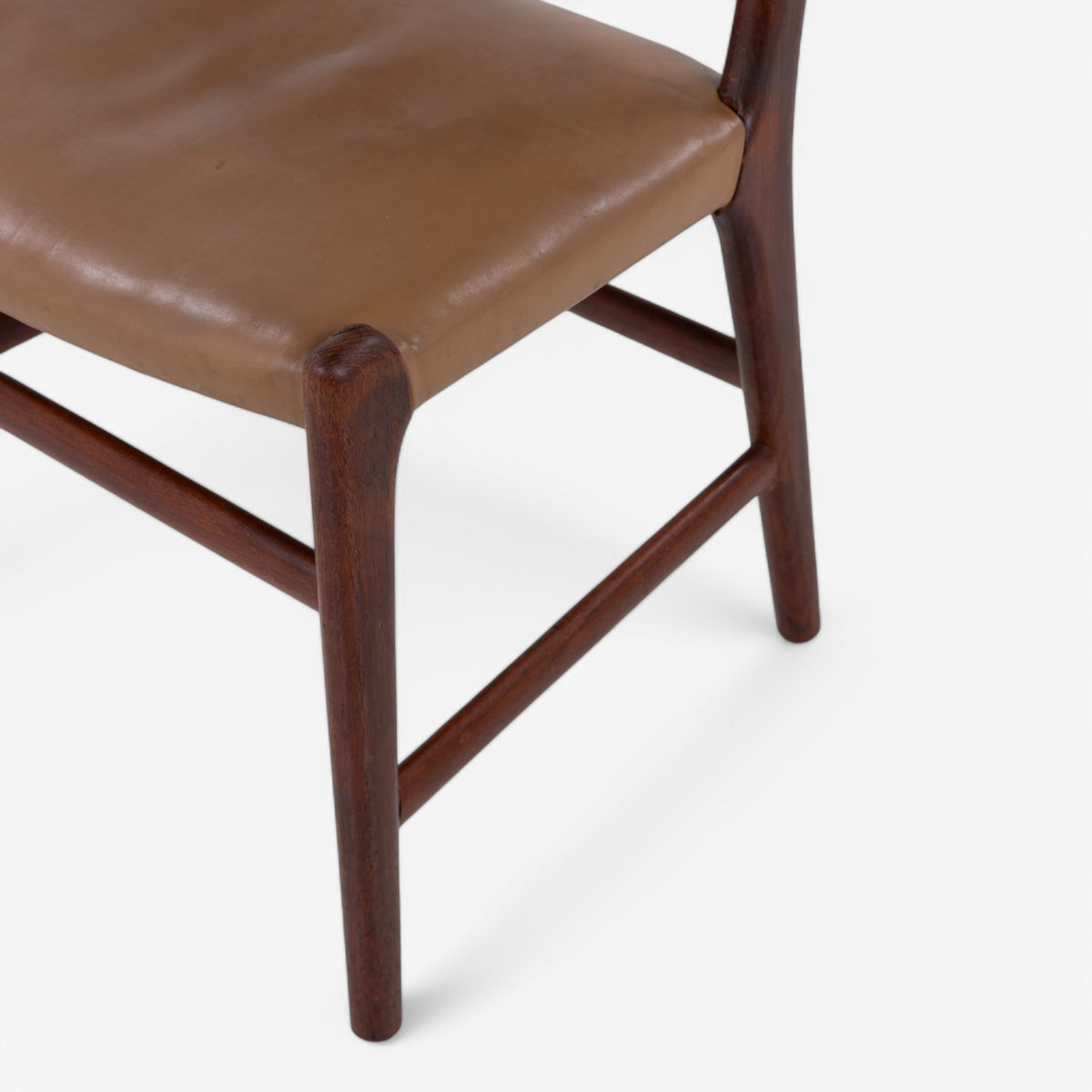 Dining chair in teak