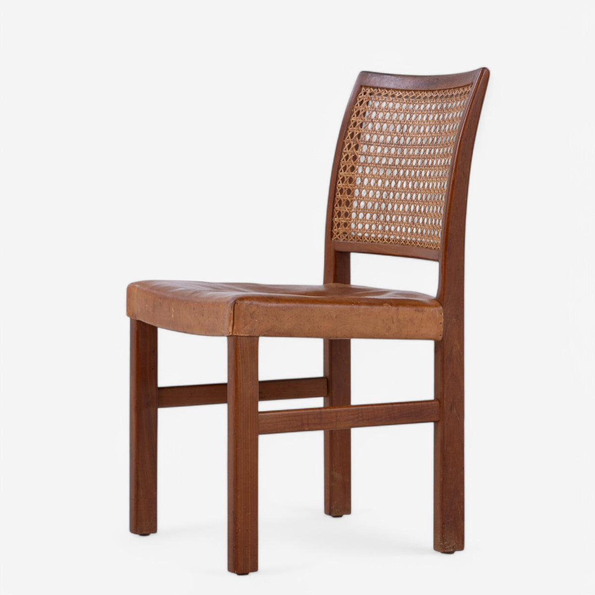 Dining chair in teak