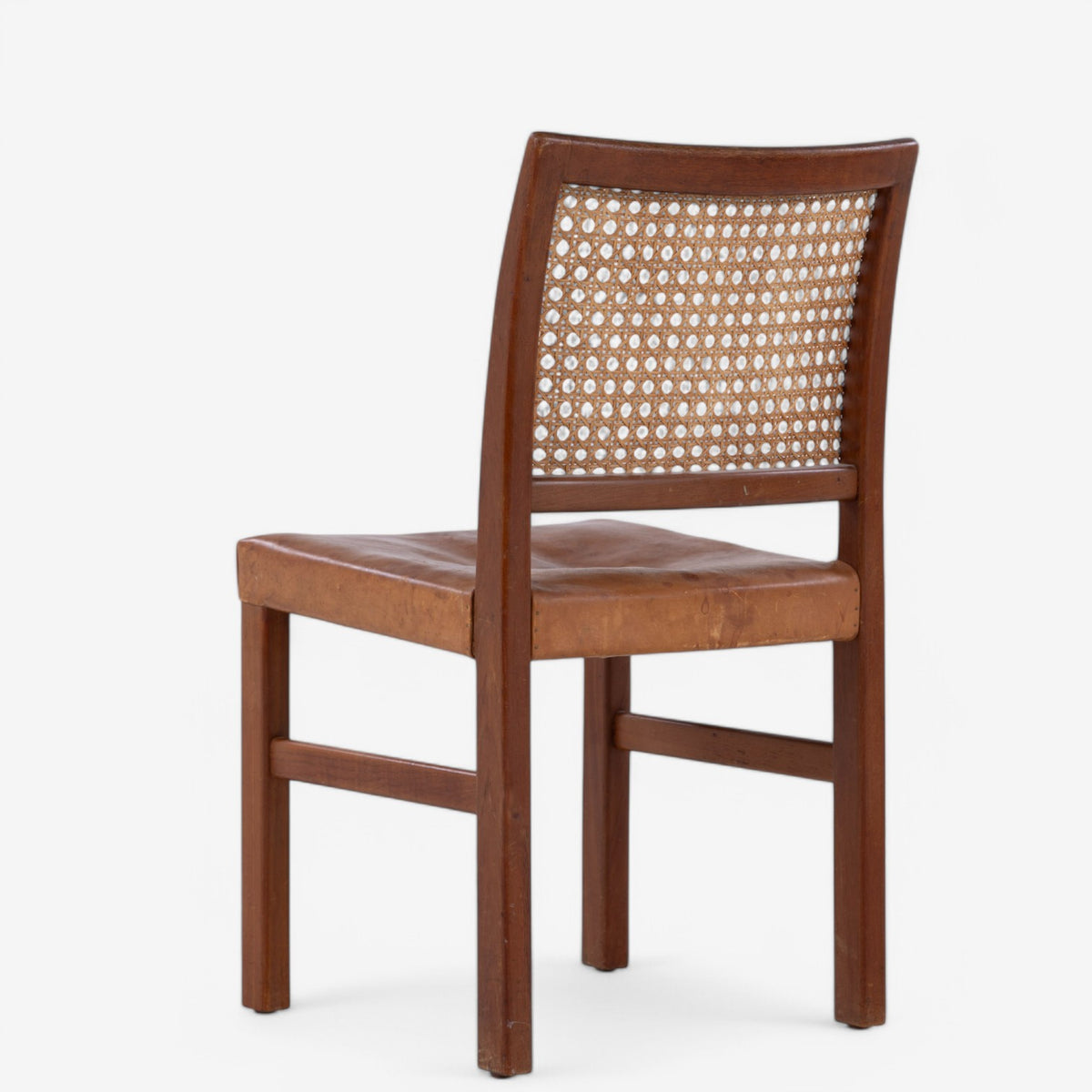 Dining chair in teak