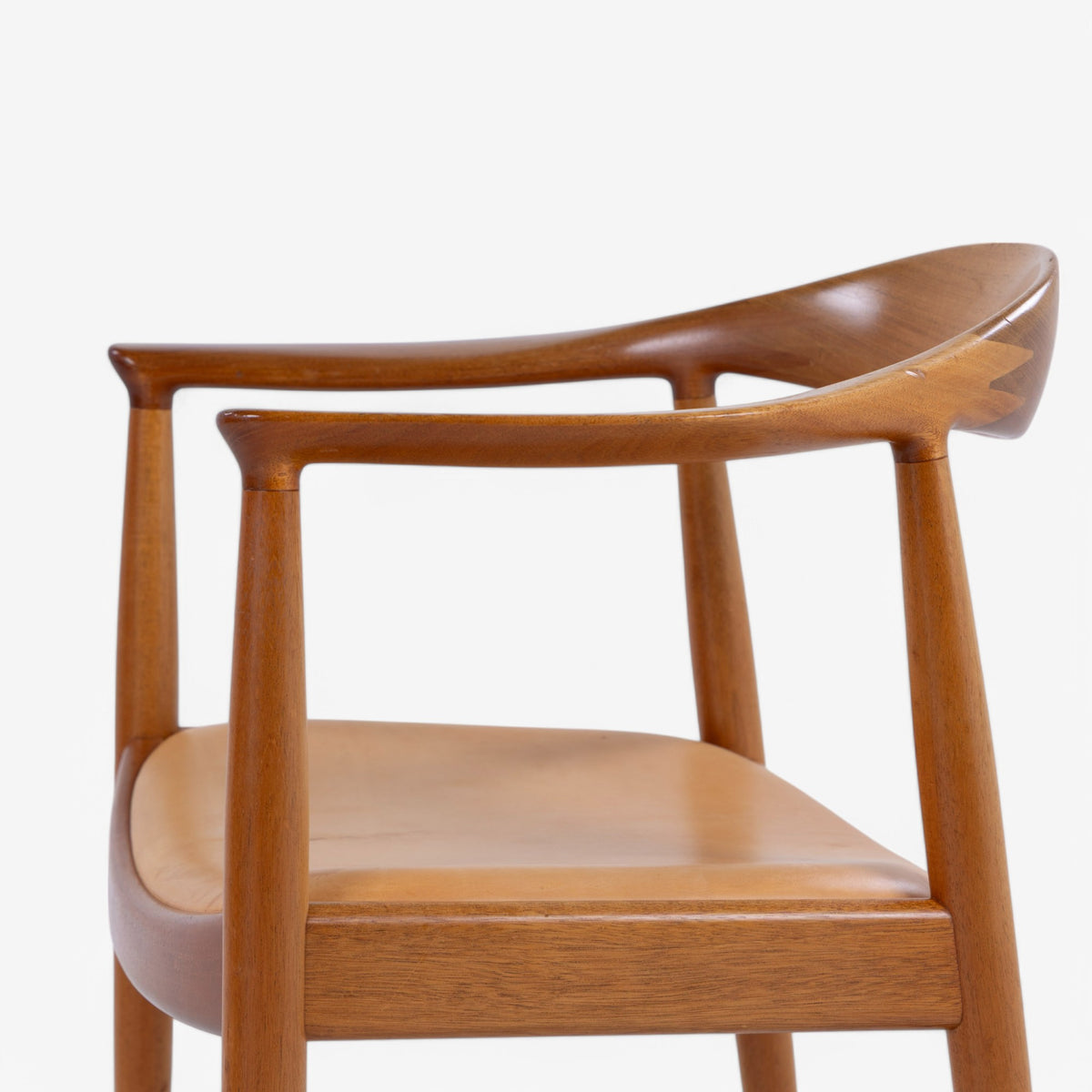 PP 503 - 'The Chair' in mahogany