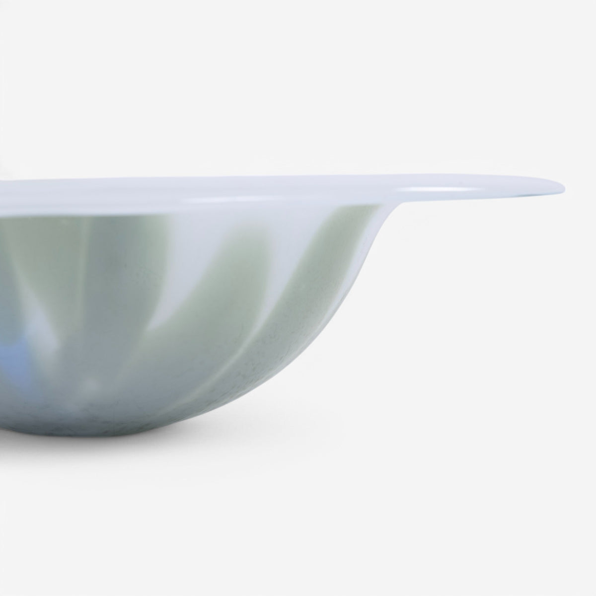Glass dish
