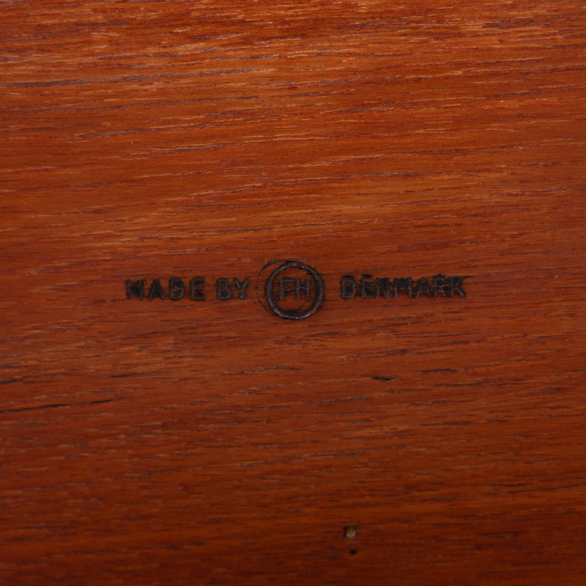 Model 4515 - Stool in teak