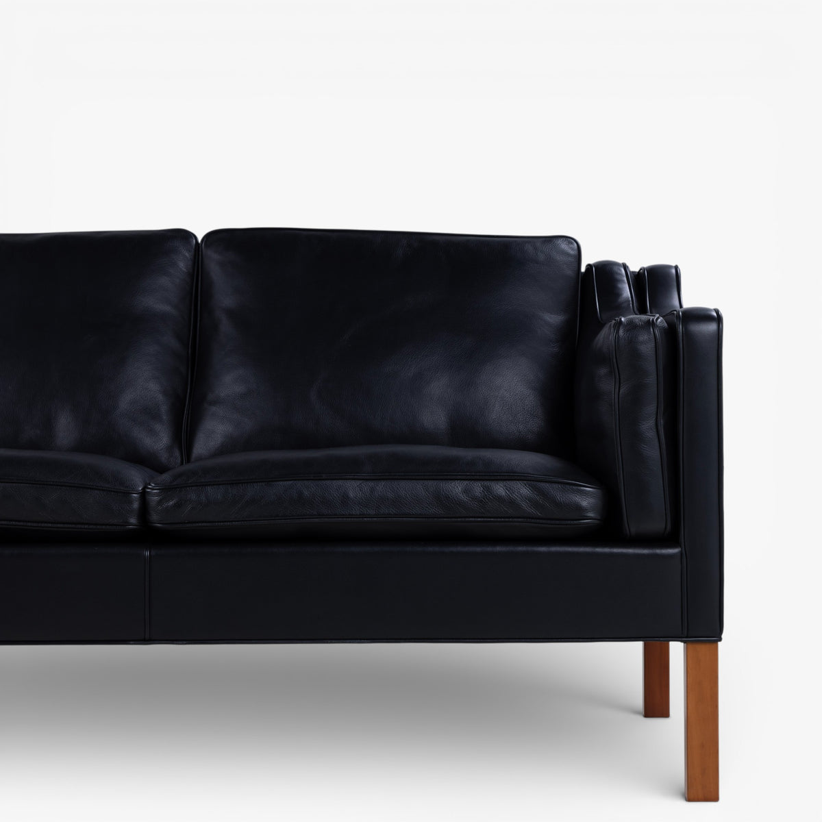 BM 2213 - 3 pers. sofa i originalt sort læder