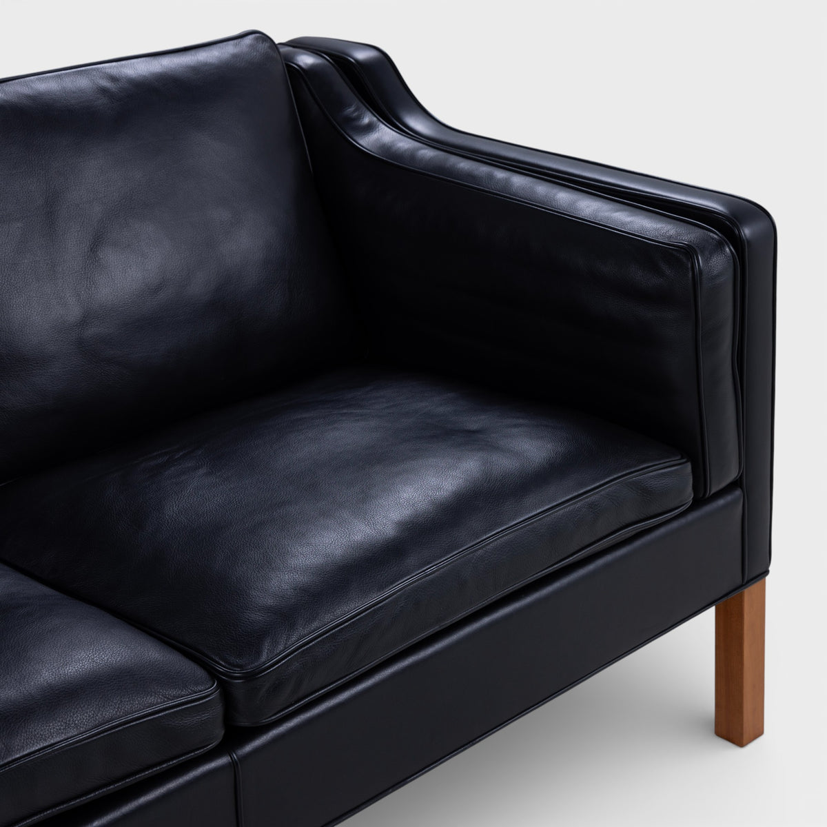 BM 2213 - 3 pers. sofa i originalt sort læder