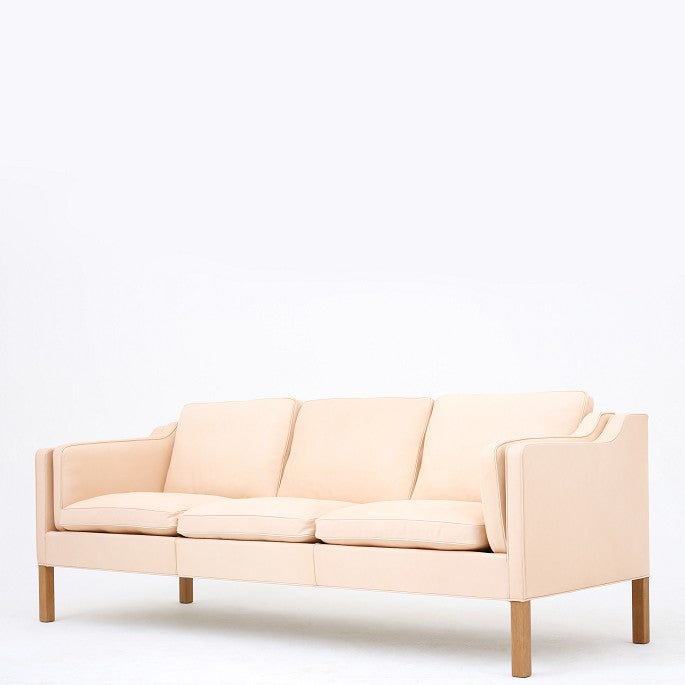 BM 2213 - 3 pers. sofa i naturlæder