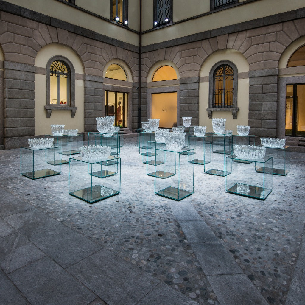 Fountain' glass coffee table