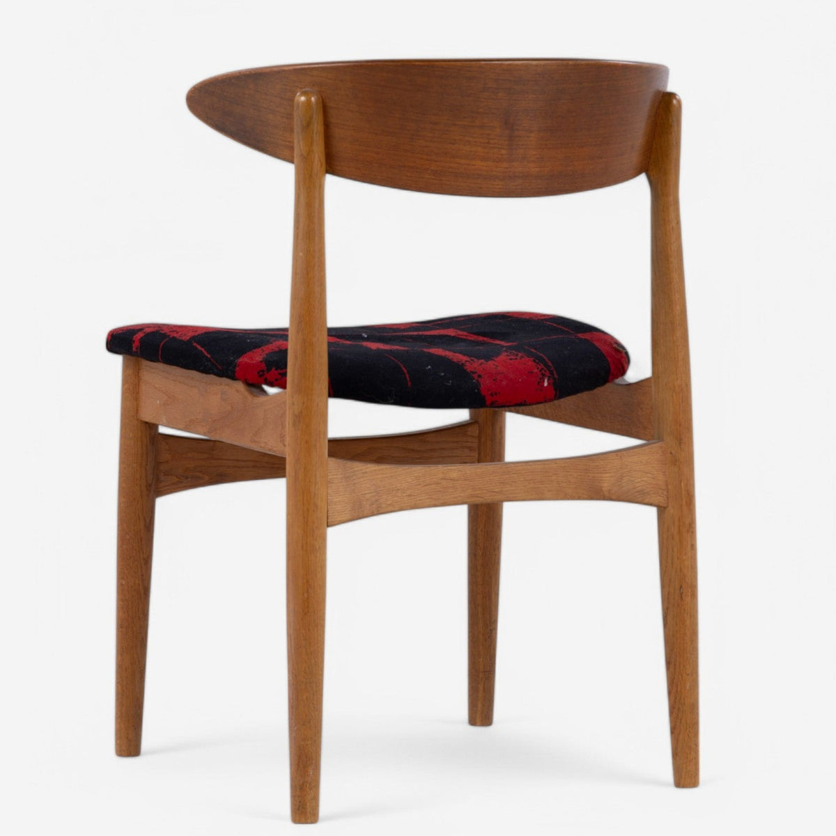 Dining chair in oak