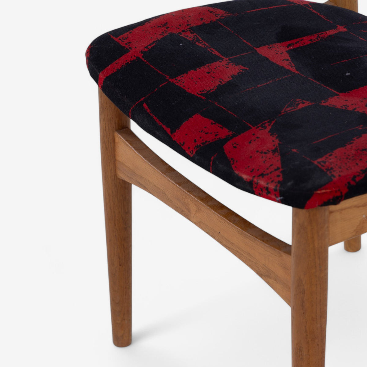 Dining chair in oak