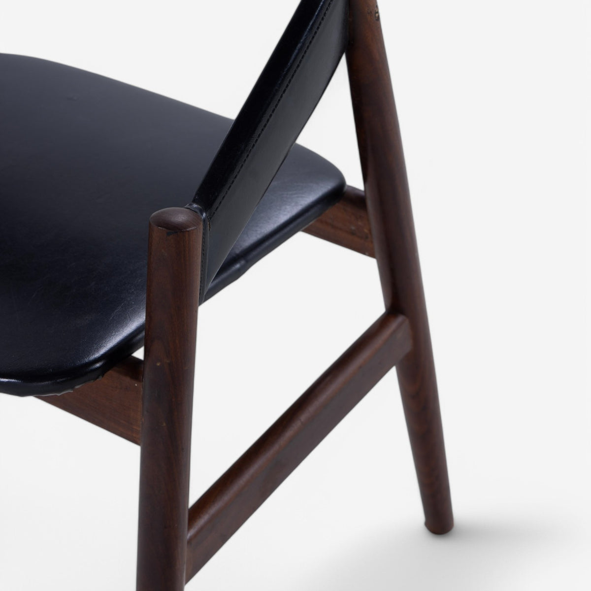 Dining chair int teak