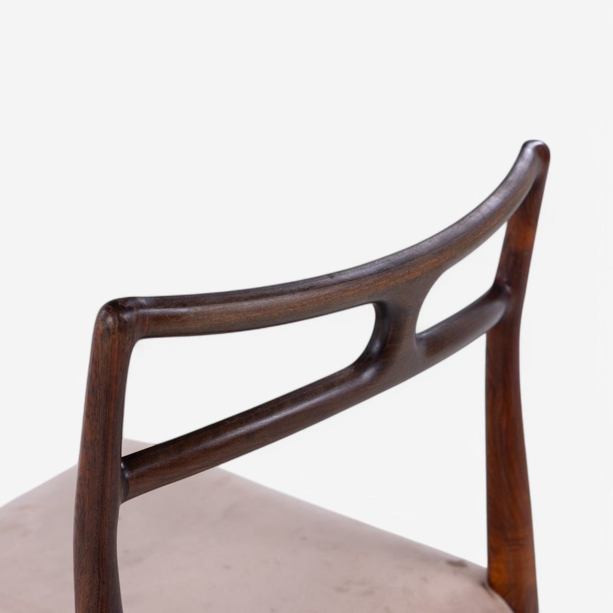 Dining chair in rosewood