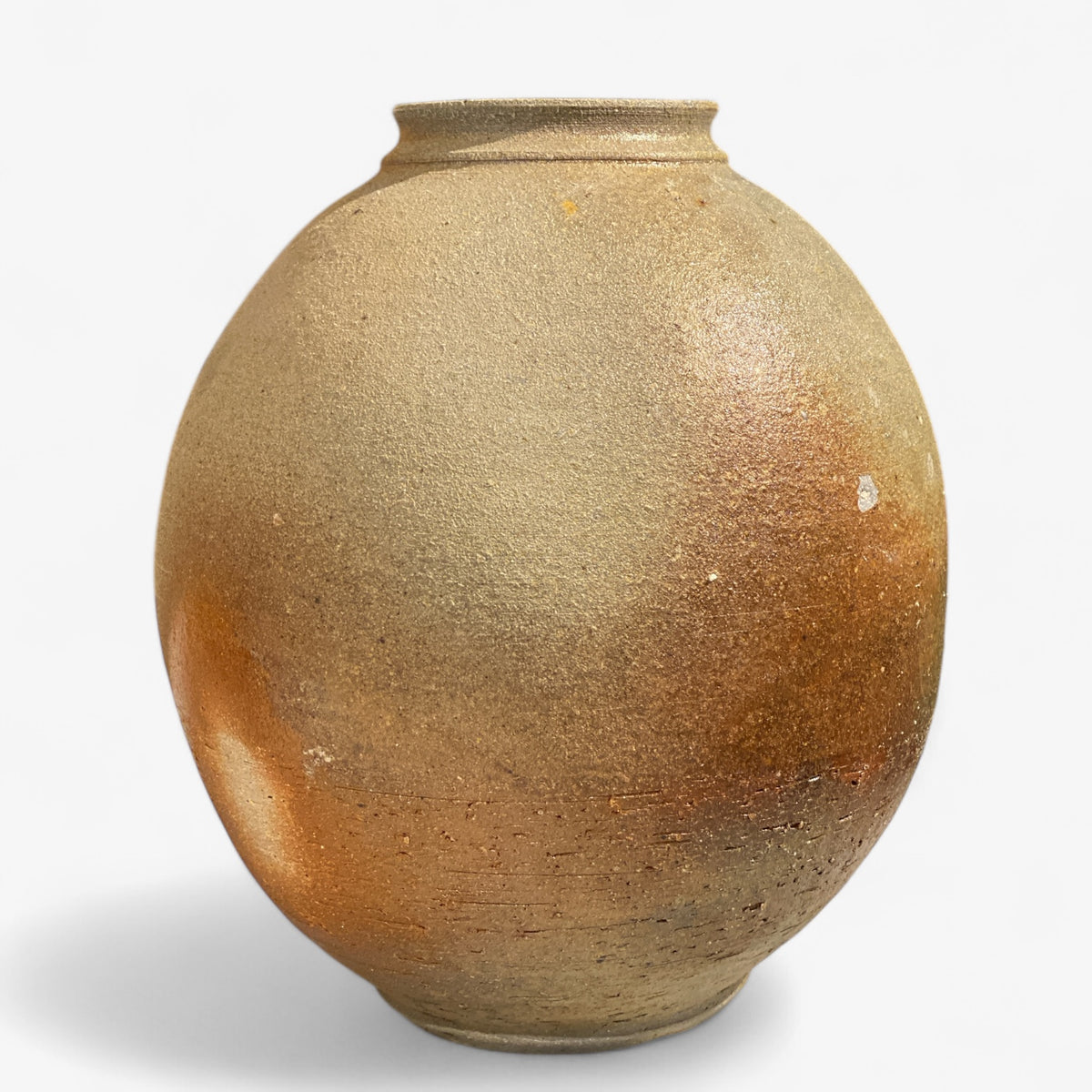 Round vase in stoneware