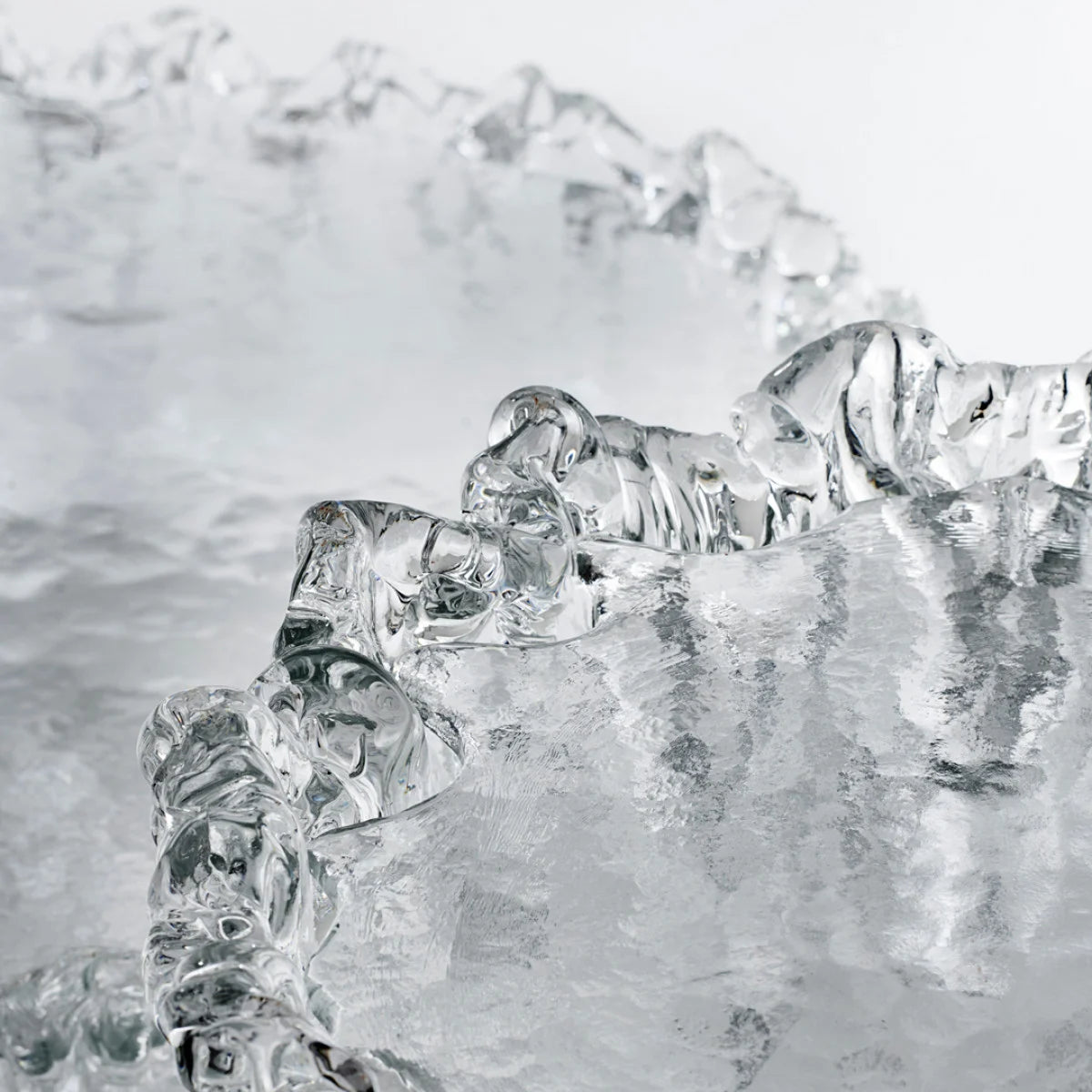 Fountain' glass coffee table