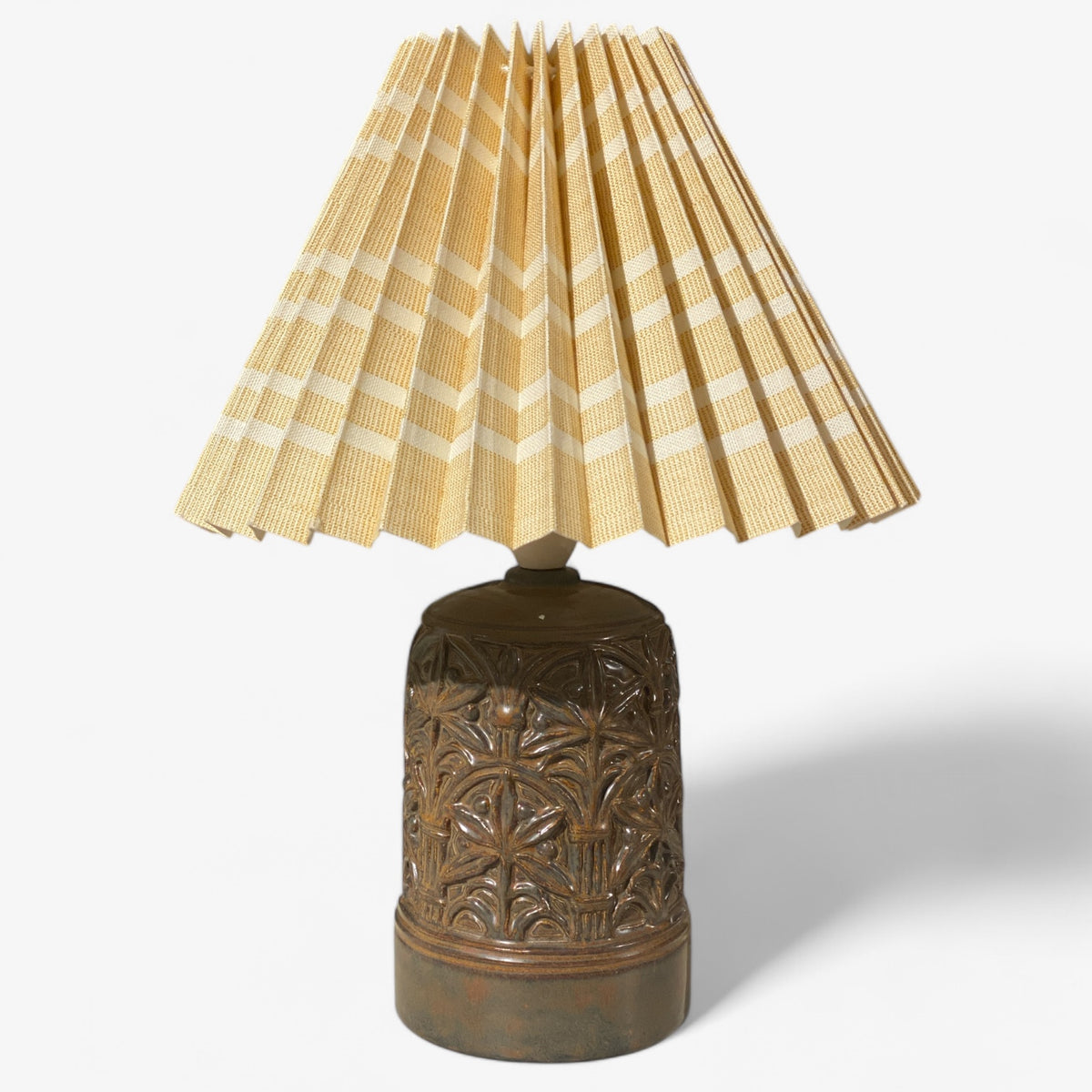Table lamp in stoneware