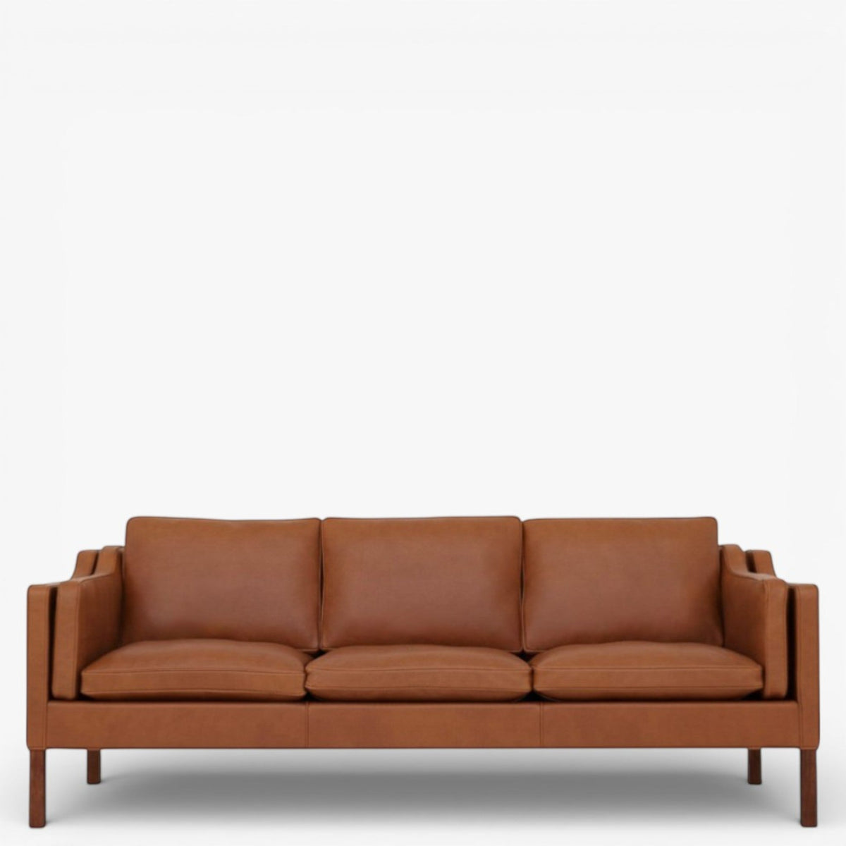 BM 2213 - Ompolstret 3 pers. sofa i dækfarvet læder (Cognac)