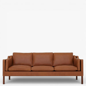 BM 2213 - Ompolstret 3 pers. sofa i anilinlæder (Cognac)