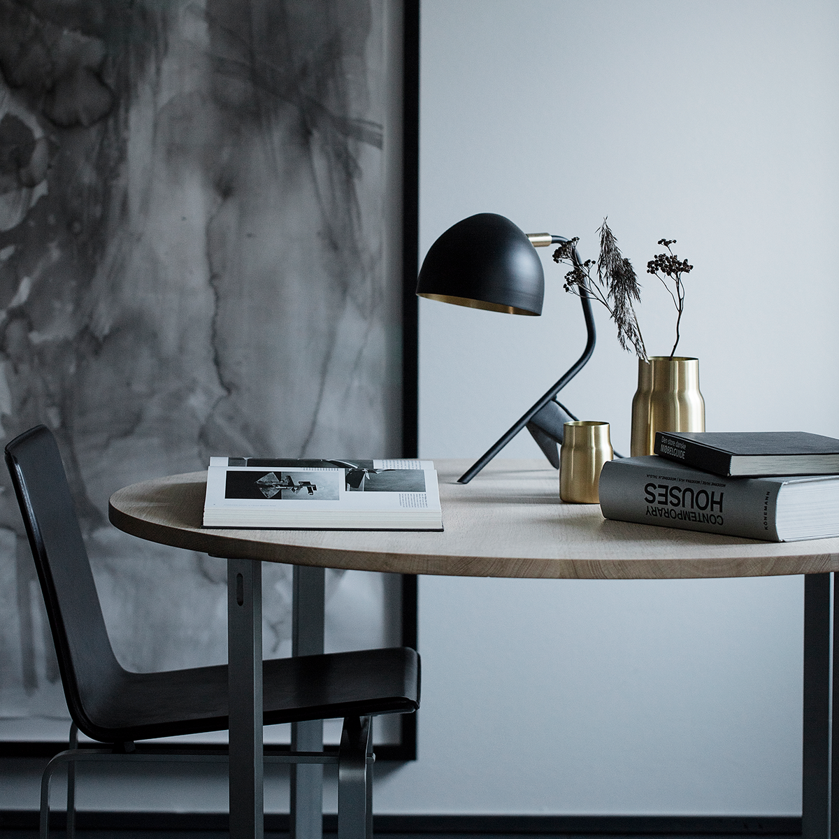 Studio 1 - Bordlampe i metal (sort)