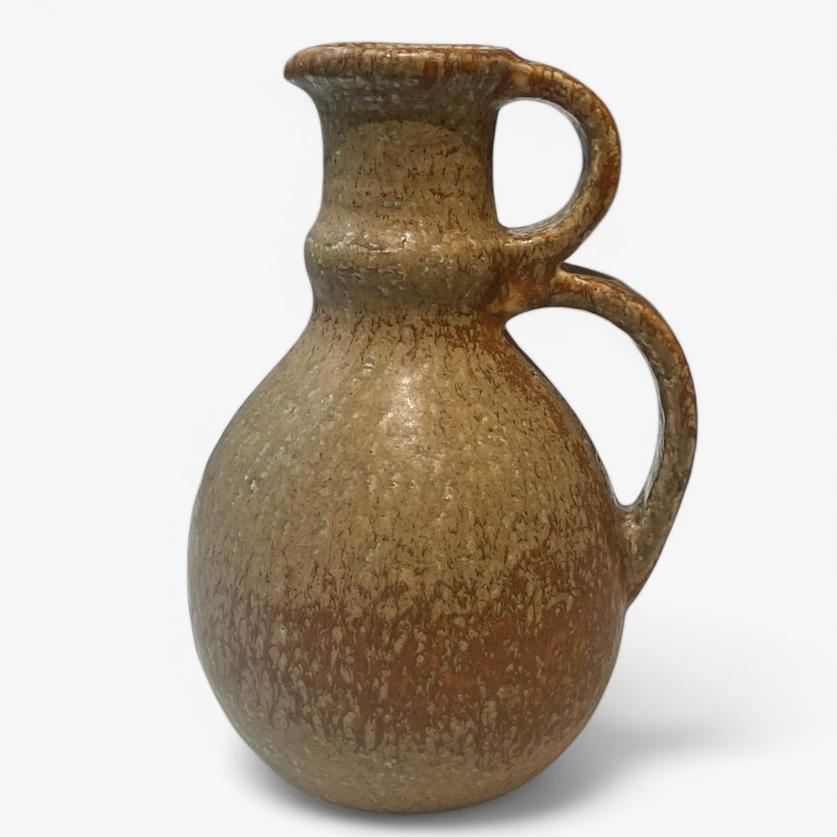 Large jug in stoneware