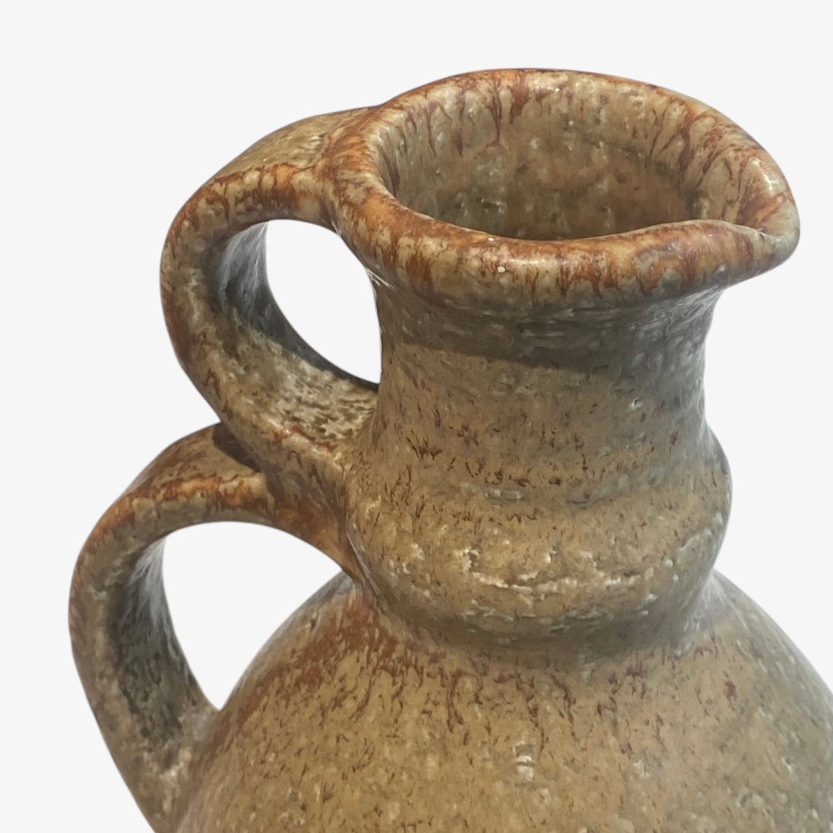 Large jug in stoneware