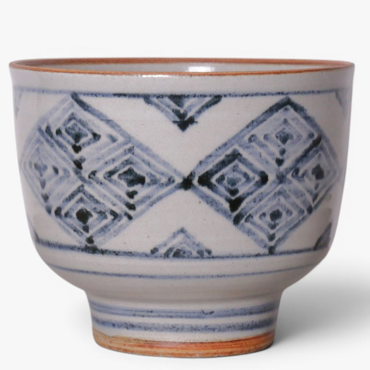 Bowl in stoneware by Gertrud Vasegaard