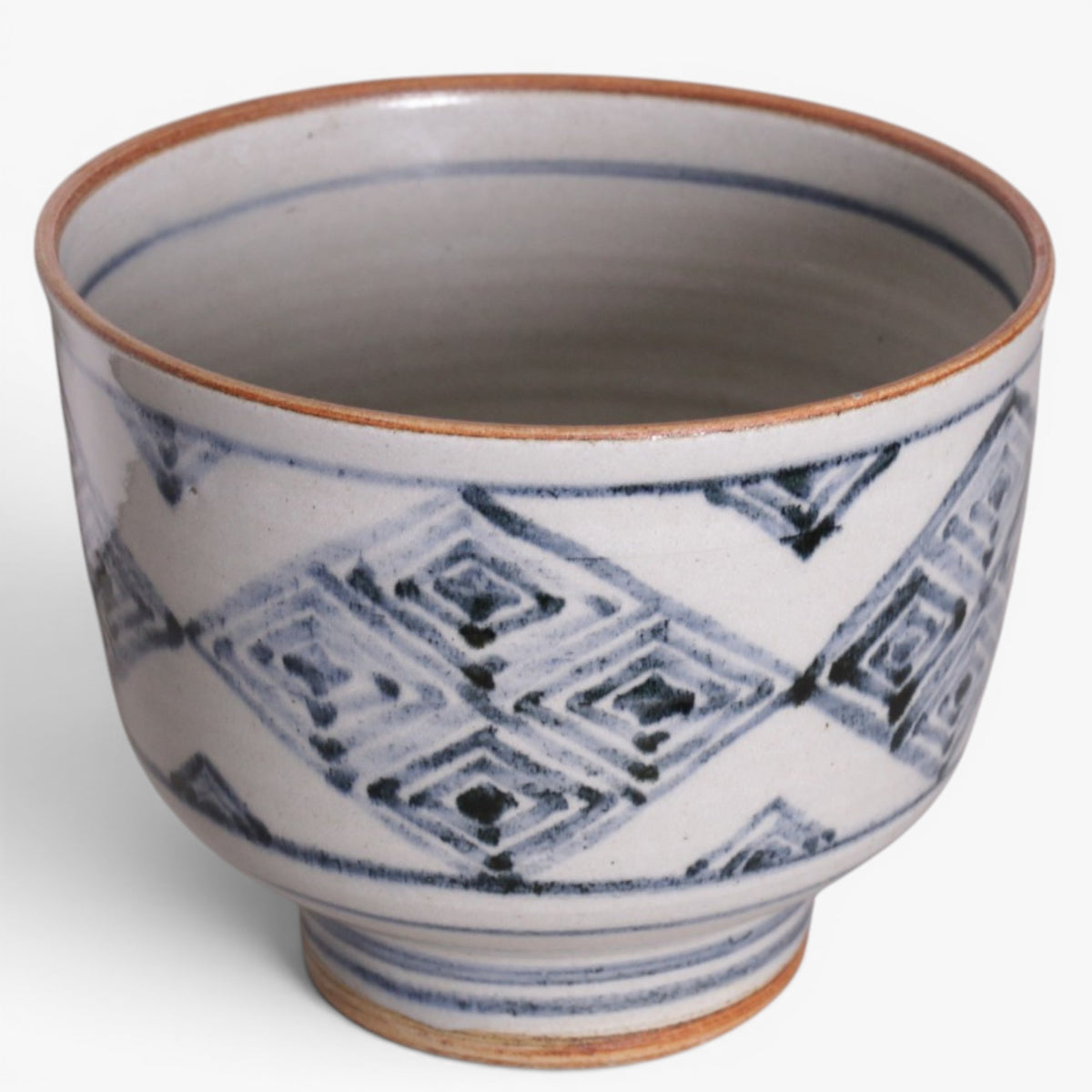 Bowl in stoneware by Gertrud Vasegaard