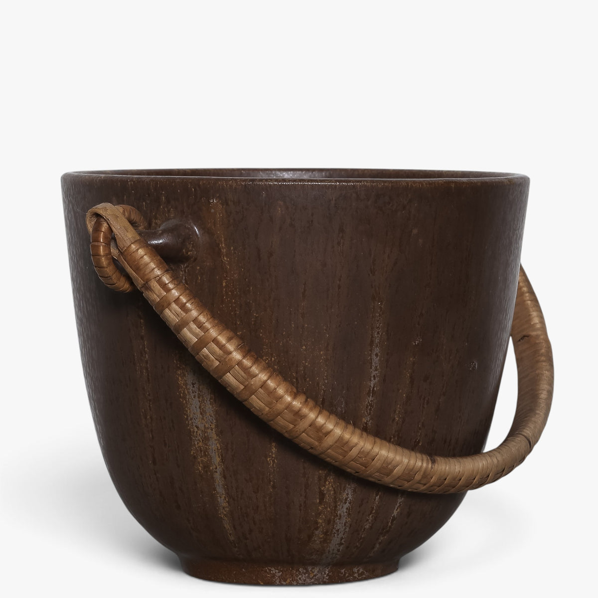 Ice bucket in stoneware