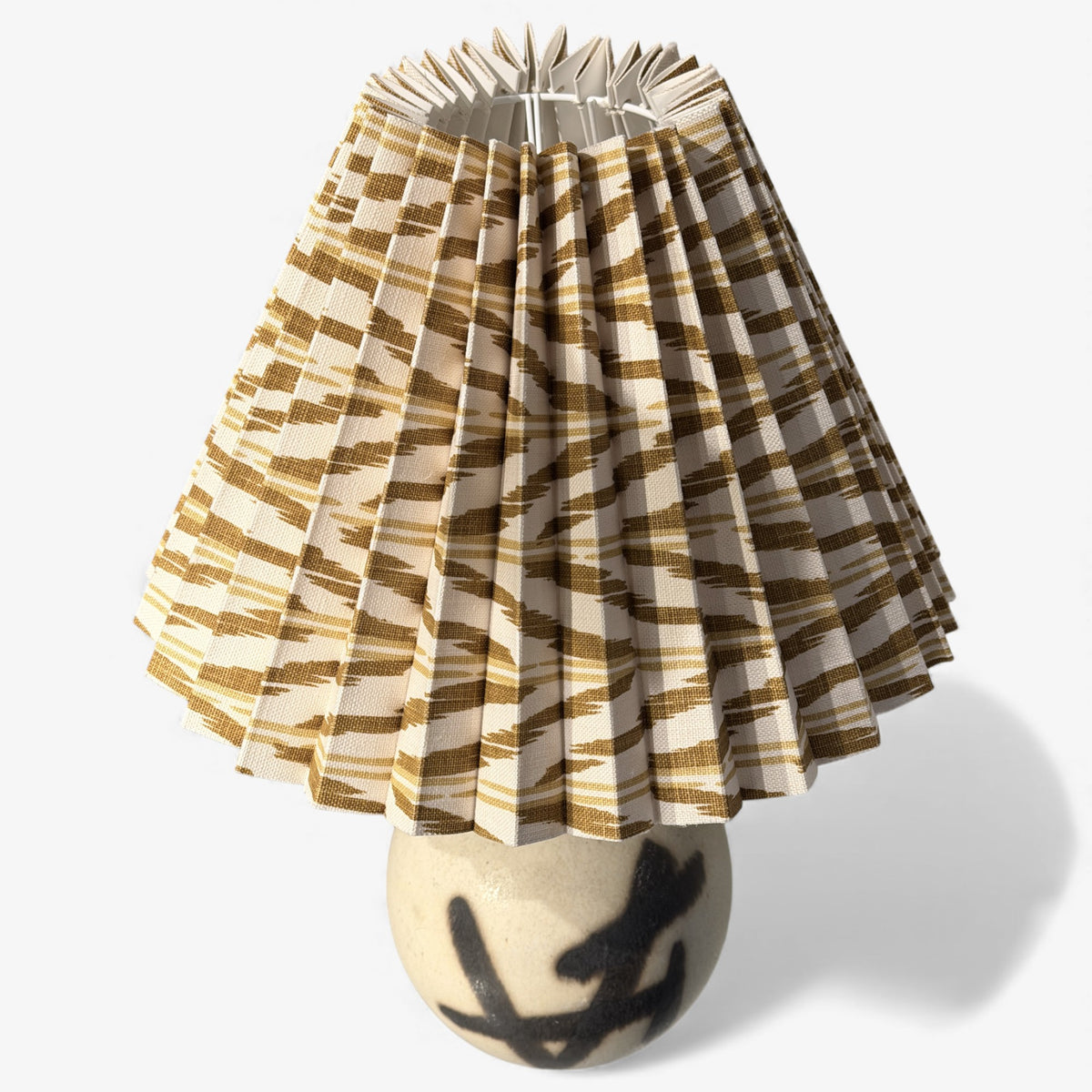 Bordlampe i stentøj