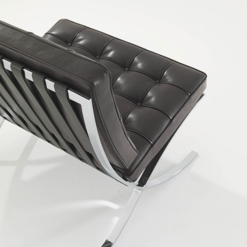 Barcelona Relax - Lounge chair in black leather