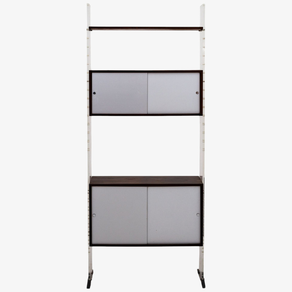 Shelf in plexiglass