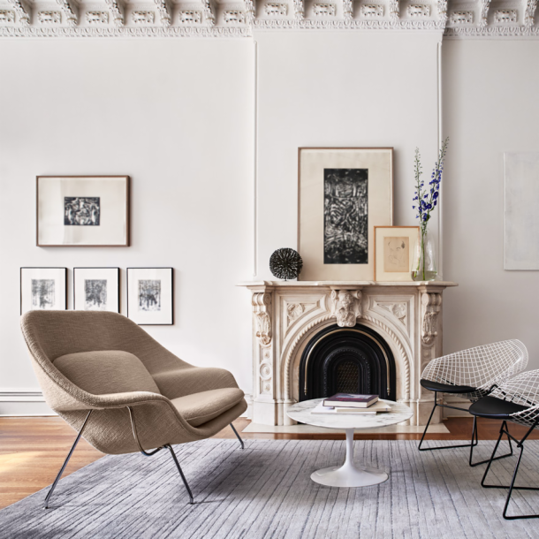 Womb Settee Sofa' i tekstil